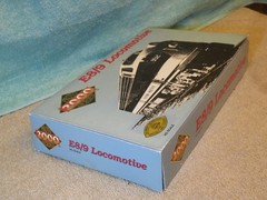 PROTO 2000 SERIES E8/9 LOCOMOTIVE No: 8186 C&O # 4021 CHESAPEAKE & OHIO B0X LT