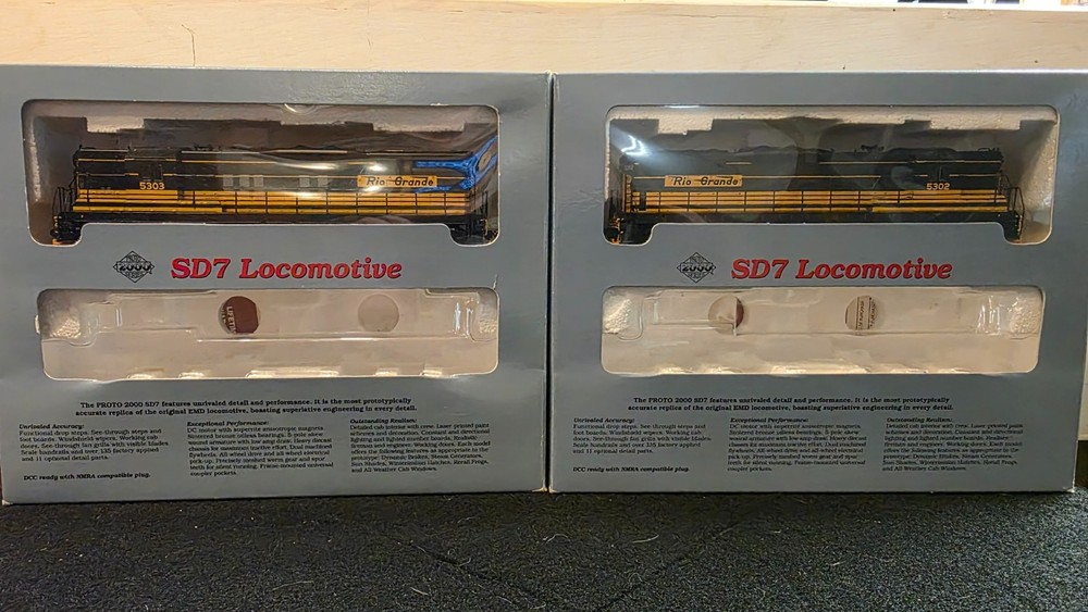 HO Proto 2000 Pair of SD7 Rio Grande Locomotives DCC Installed in both