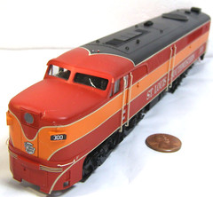 Life-Like Proto HO Model RR Diesel Locomotive St. Louis Southwestern 300 IIG