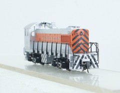 HO Scale Atlas 8712 Western Pacific Alco S-2 Diesel Switcher #553 Kadees
