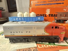 Beautiful Lionel Original Postwar BOXED Santa Fe Sears Promotional Set #9673!