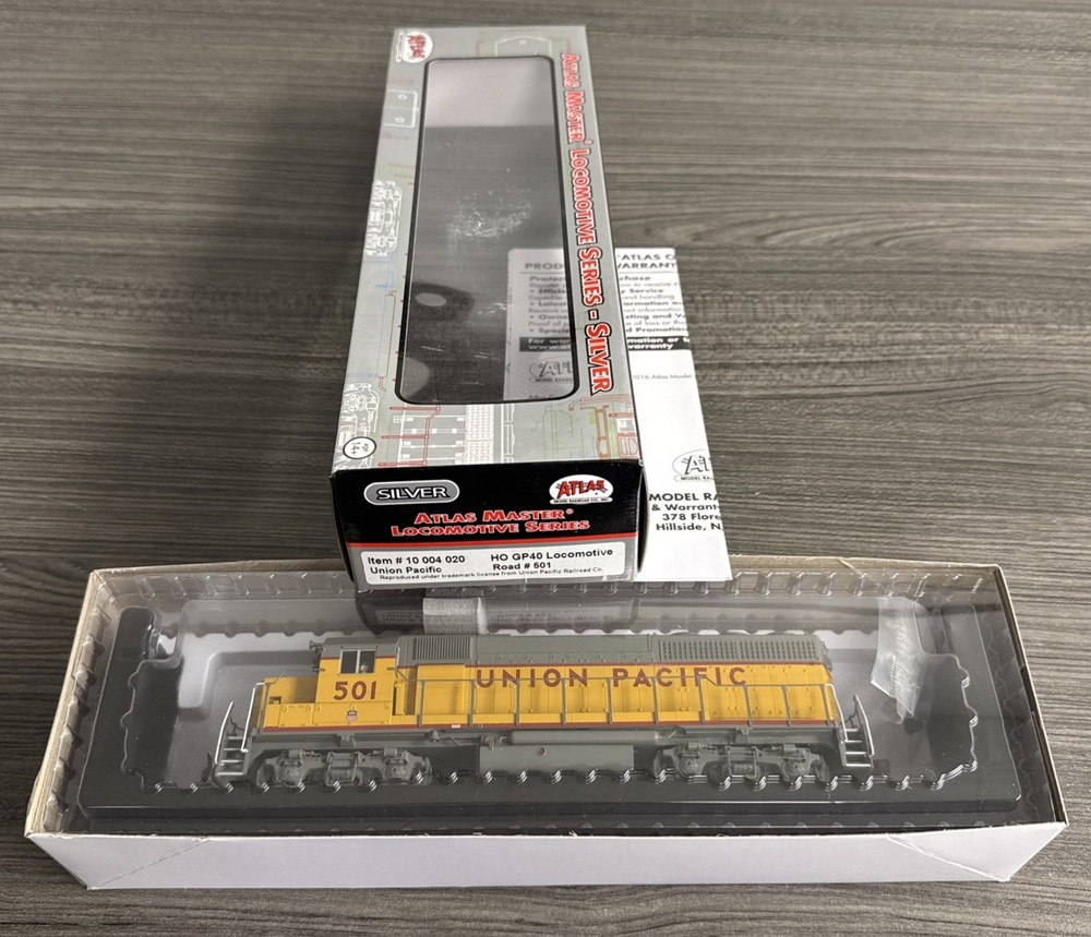 Atlas Silver HO #10004020 GP40 Locomotive Union Pacific #501 – DCC Ready & NIB!