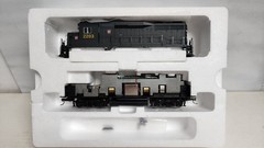 Life Like PROTO 2000 23119 HO GP30 PENNSYLVANIA 2203 DCC New gears Kadee Install