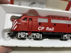 HO 1:87 Scale CP RAIL F2-A Diesel Locomotive Model Power 96810 LN/BOX