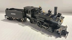 Roundhouse HO Scale RTR Old Time 2-6-0 Union Pacific #4202