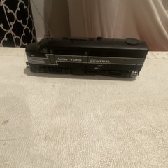 Lionel New York Central O Diesel Locomotive 1617 Black Gray Plastic 1:48