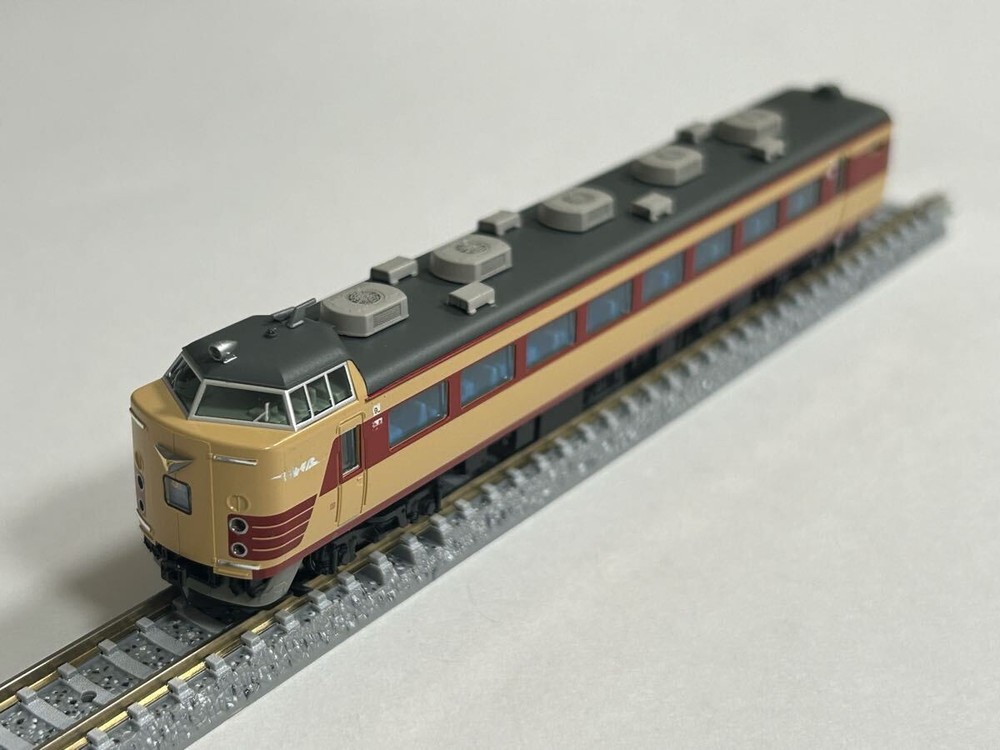 Processed itemKATO 10-1479 485 series 200s series Kuha 481-234 only