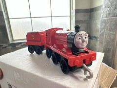 James – Thomas & Friends TrackMaster Push Along Die-Cast