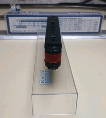 N-Scale KATO EMD E8/9 A Unit (Passenger Pilot) engine/locomotive Amtrak #414
