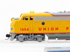N Scale KATO 176-216 UP Union Pacific EMD F7A Diesel Locomotive #1464