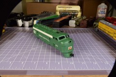 HO SHELL Penn Centra F series Locomotive, no front rungs SH3