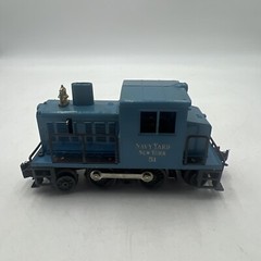 LIONEL POSTWAR O GAUGE NAVY YARD SWITCHER DIESEL LOCOMOTIVE #51- TESTED & RUNS