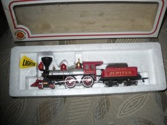 😎BACHMANN HO SCALE**CENTRAL PACIFIC RAILROAD-CPRR-JUPITER LOCO & TENDER😎1/87