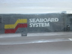 Seaboard System locomotive body shell new in package