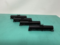 Atlas N – 23,500 Tank Car – No Trucks/ Package – Plain Black ACFX Set Of 4