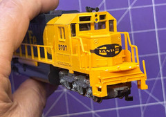 HO Scale Santa Fe SD40 (12WD) Diesel Locomotive EDM 5707 Yugoslavia 124, bin1