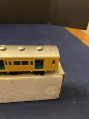 HO scale ELECTRIC LINER Yellow – Yonezawa Toys Diapet R-20 – In Box