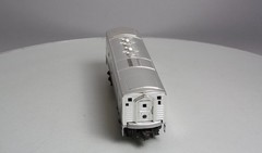 Lionel 6-8062 O Burlington F-3 B-Unit Chrome Non-Powered Diesel Locomotive #8062