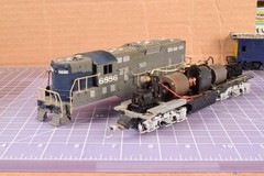 Athearn GP20? motor turns with effort, has driveshaft/trans issue WVR