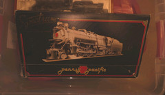 Spectrum HO Pennsylvania Railroad K-4 Steam Locomotive w/ Tender Black 5475