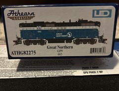 HO Athearn Genesis Great Northern Big Sky Blue GP9 Locomotive ATHG82275 #683 LED
