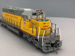 HO Kato 37-01F EMD SD40 Locomotive Union Pacific #3024 HO3872