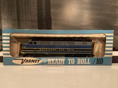 Rare Vintage 1964 Varney HO scale Baltimore and Ohio 220 Train Engine Locomotive
