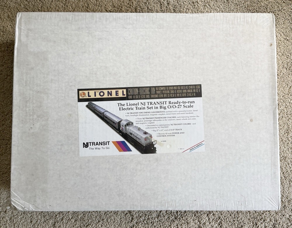 ~NEW LIONEL 027 Gauge 6-11828 NJ Transit Ready-to-Run Train Set – FACTORY SEALED