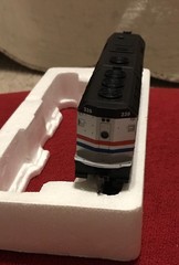 Walthers Trainline HO Scale Amtrak #339 EMD F40PH Diesel Locomotive 931-311