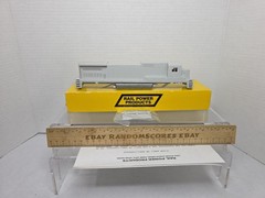 Rail Power Products HO Scale Undecorated GE Dash 8-40B Diesel Loco Shell/Chassis