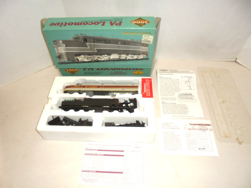 BACHMANN PROTO 2000 HO TRAIN ERIE PA DIESEL ENGINE & ORIGINAL BOX