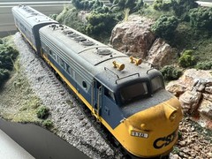Athearn HO Scale F7A Diesel Engine CSX #116,F-7B #119,Custom ,Detailed, Dummies