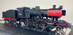Trainbuilder – Victorian Railways – J Class # J502 Black & Red Steam Locomotive