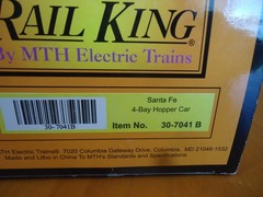 Rail King by MTH O Scale Santa Fe 4-Bay Hopper Car with Coal Load 30-7041B