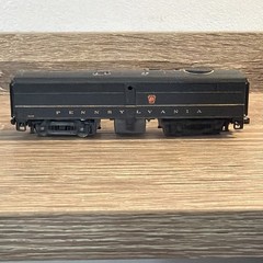 N SCALE Life Like – Proto 2000 Pennsylvania Diesel Locomotive 9620B Black