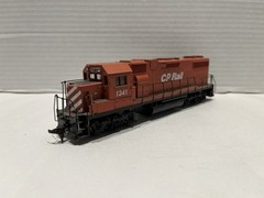 HO Scale Athearn BB CP Rail GP38-2 #1341 Runs & Lights Read!