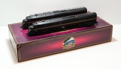 MTH O-Scale Pennsylvania Centipede A-A Diesel Set 3-Rail w/ Proto 20-2200-1