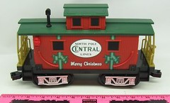 Lionel ~ 7-11729 North Pole Central Lines Ready-to-play *2016*