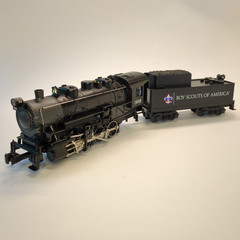 Used Lionel O Gauge Boy Scouts of America 0-8-0 Steam Locomotive & Tender #1910