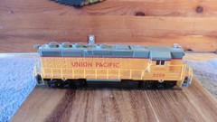 3 Miniature Union Pacific Replica Locomotive Die Cast Trains #3258 #2452 RSO