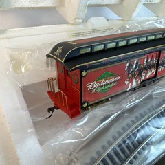 Hawthorne Village Budweiser Clydesdales Freight Train Car(illuminated) & Tracks