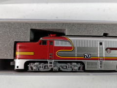 KATO 176-4120-DCC ALCO PA-1 AT&SF #70L Santa Fe Diesel Locomotive NOS