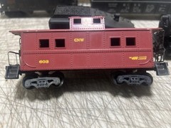 HO SCALE-(MACAO) STEAM ENGINE & Tender No. 2584 3 Cars & 24 pieces Of Track