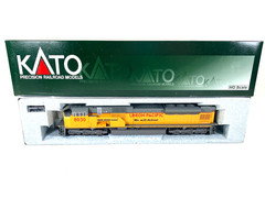 Kato HO 37-6366 Union Pacific SD90/43MAC Diesel # 8030 -DC / No Sound