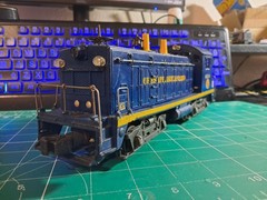 LIONEL EMD Chesapeake & Ohio SW7 Switcher O-27 O Gauge 3 Rail C&O