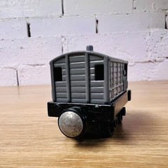 Toad Thomas & Friends Take N Play Along Diecast Metal Push Round Magnet Trains
