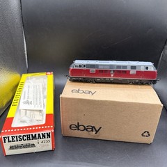 Fleischmann 4235 Diesel Locomotive Series 221 111-8 DB Gauge H0 Boxed (D)