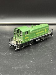 Vintage AHM HO Scale Southern Railway EMD SW1 Diesel Locomotive 2002K Yugoslavia