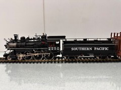 Southern Pacific Fire Train Engine # 2252 w/Tender & (2) Water Cars 2 Rail NEW