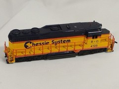 Bachmann HO Diesel Locomotive 4125 Chessie System B&O Yellow Blue Orange